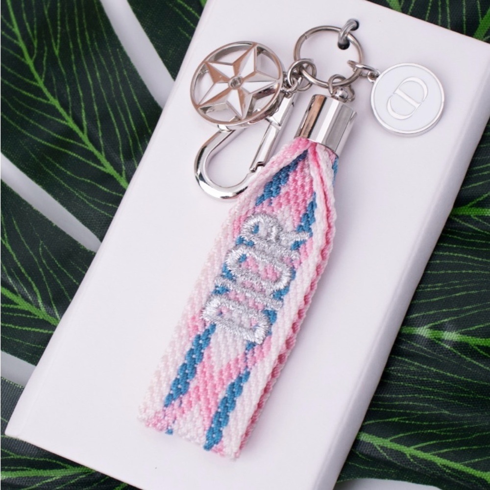 DIOR Beauty Key Chain - Picture 2 of 4